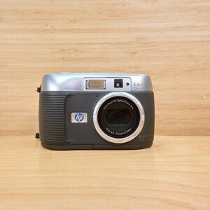 Vintage HP Photosmart 720 Digital Camera, 3.3MP 3x Optical Zoom